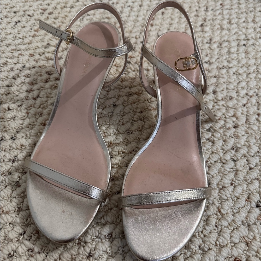 Stuart Weitzman Metallic Gold Kitten Heel